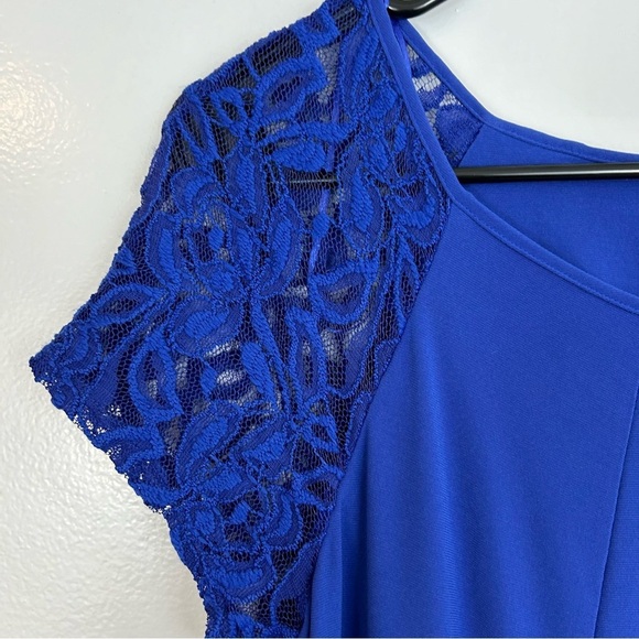 NWT Julian Taylor Royal Blue Lace Shoulder Shift Dress Size 12 - Picture 3 of 9